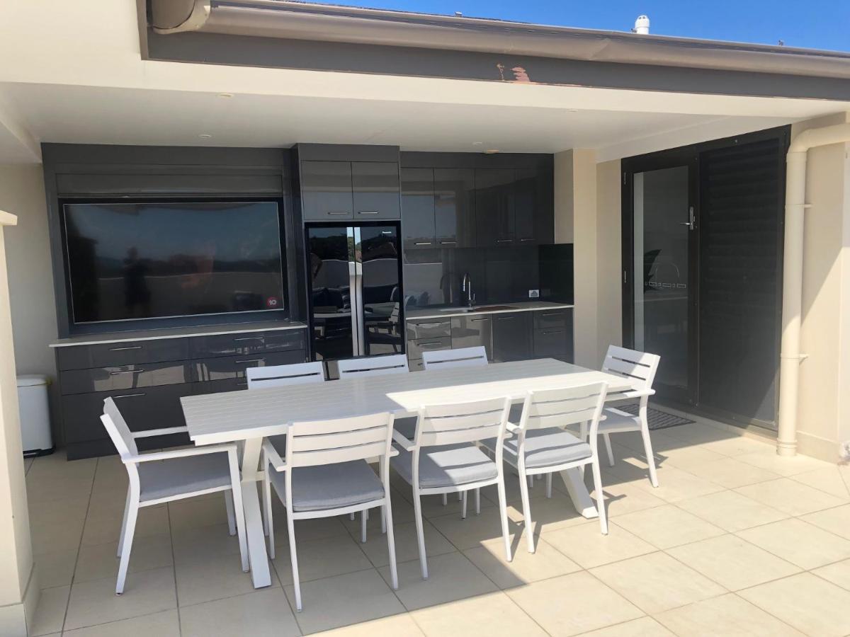 Grand Mercure Allegra הרווי ביי מראה חיצוני תמונה Outdoor kitchen