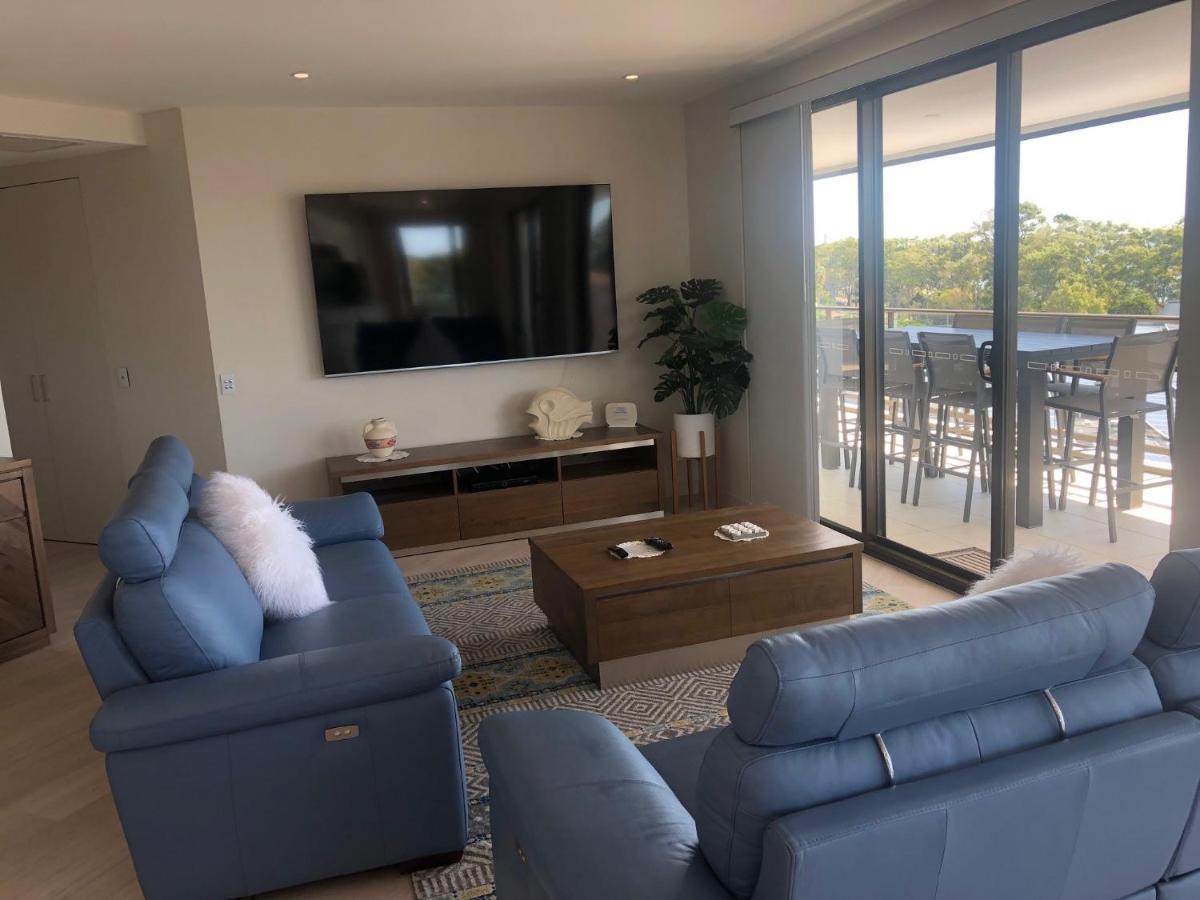Grand Mercure Allegra הרווי ביי מראה חיצוני תמונה Living room at the Ritz-Carlton, South Beach