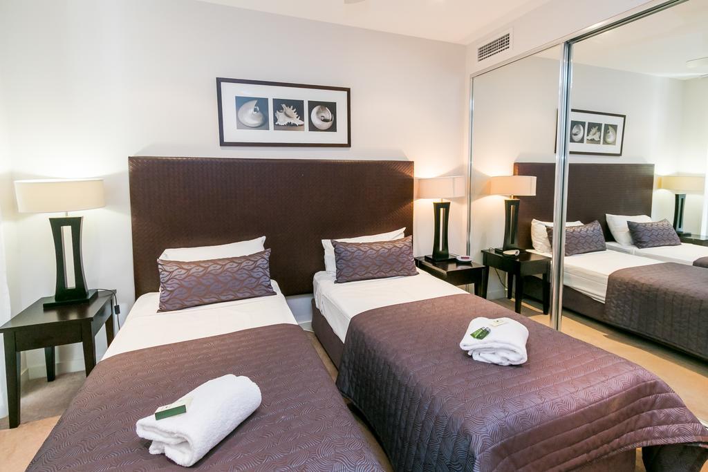 Grand Mercure Allegra הרווי ביי מראה חיצוני תמונה A bedroom at the hotel