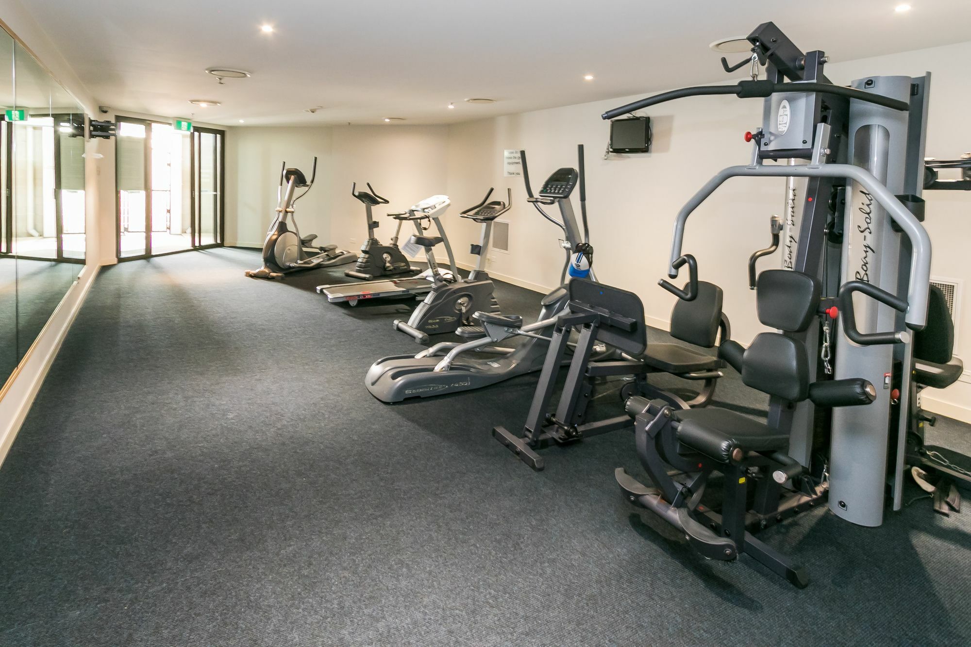 Grand Mercure Allegra הרווי ביי מראה חיצוני תמונה The gym at the hotel