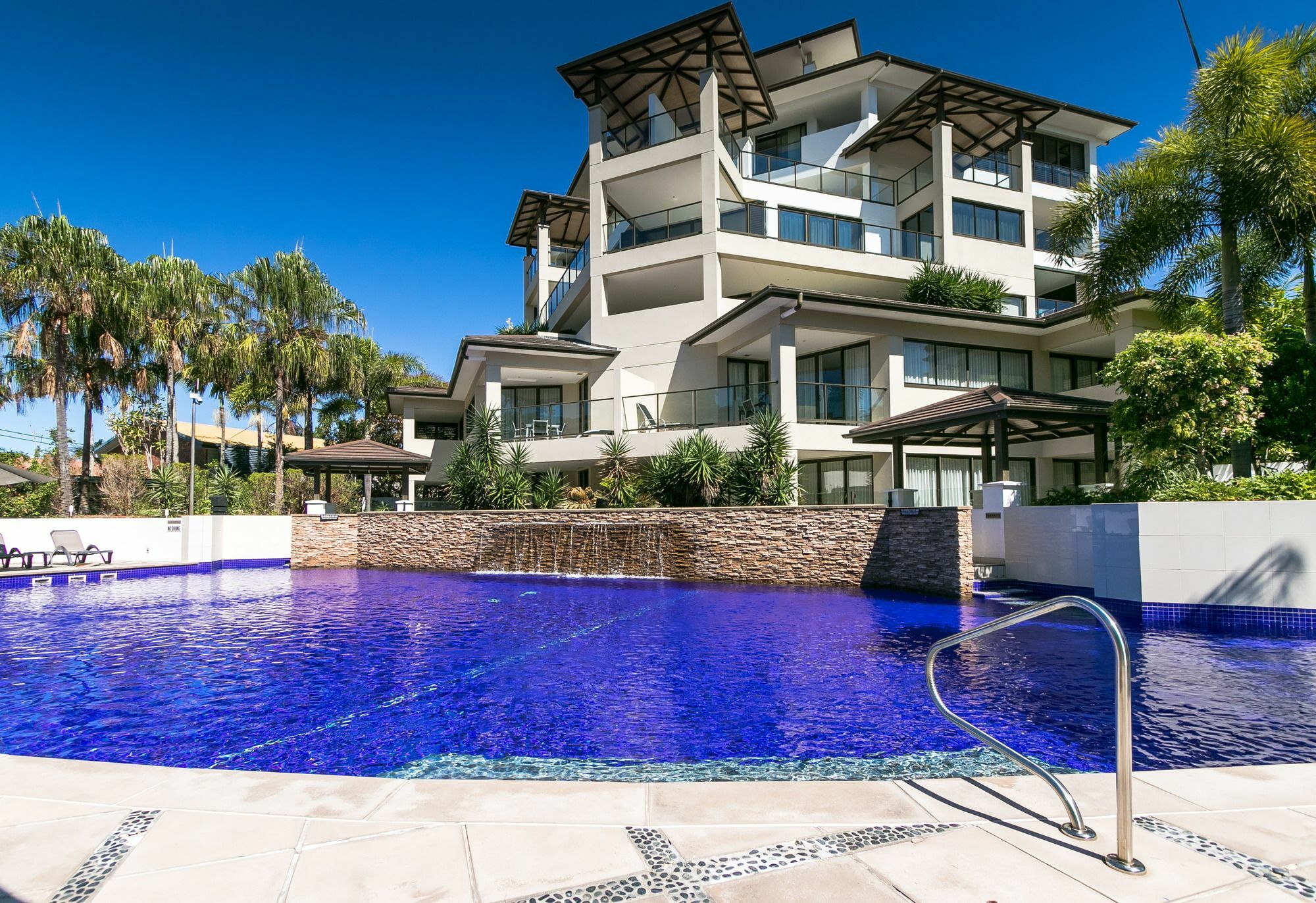 Grand Mercure Allegra הרווי ביי מראה חיצוני תמונה The pool at Peppers Mantra on Saltwater Island